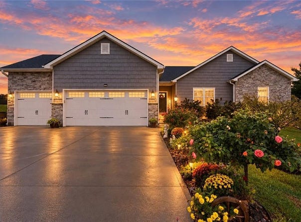 1 Mackenzie Drive, St Joseph, MO 64503