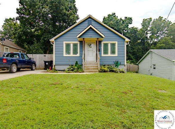103 E Myrtle Street, Pleasant Hill, MO 64080