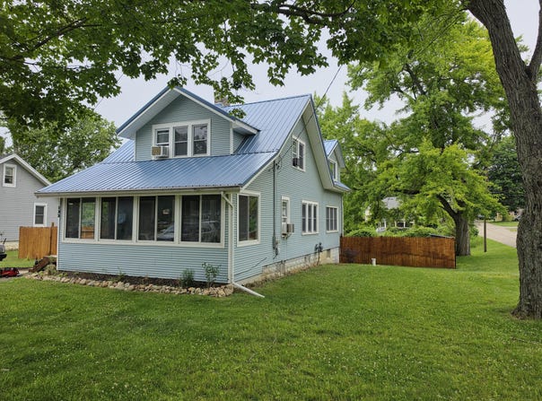 122 High Street, Rives Junction, MI 49277