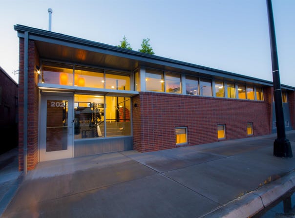202 E 18TH ST, Cheyenne, WY 82001
