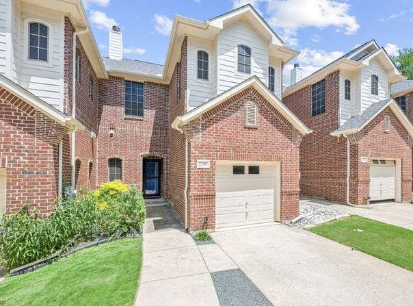 2190 Mcpherson Drive, Grapevine, TX 76051