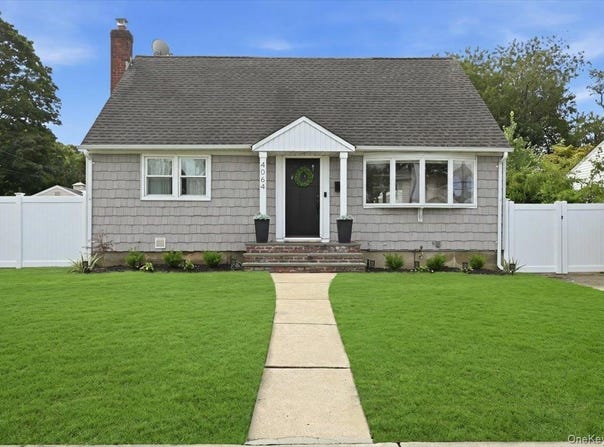 4064 Robert Place, Seaford, NY 11783