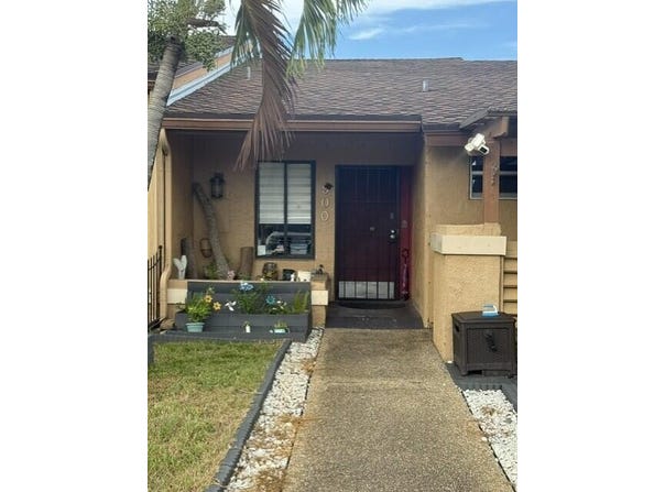 900 NW 79th Terrace, Plantation, FL 33324