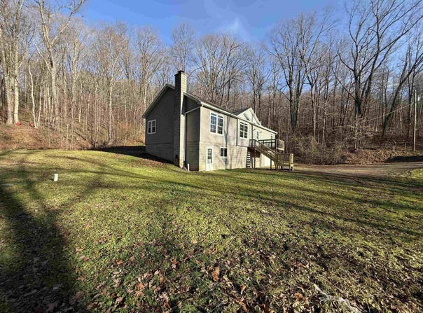 313 Hecks Run Road, Fairmont, WV 26554