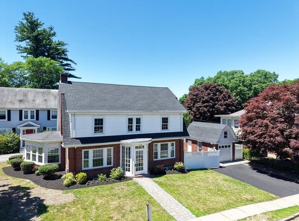 8 Horace Road, Belmont, MA 02478