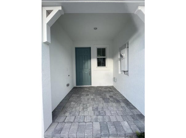 615 Parsons Way, Deerfield Beach, FL 33442
