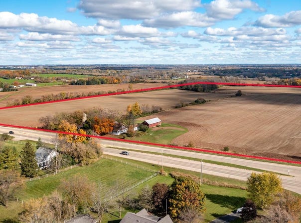 9134 STATE ROAD 76, NEENAH, WI 54956