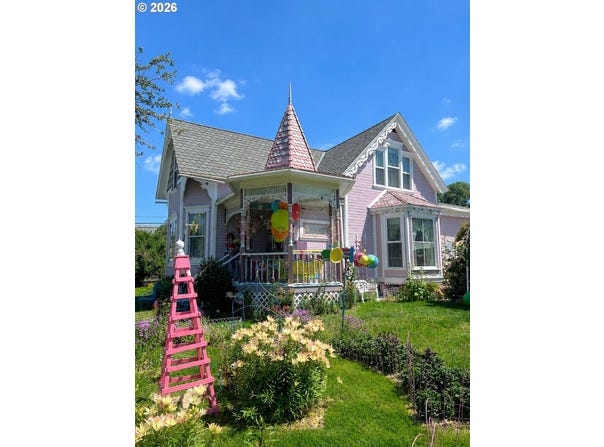 101 NE 3RD St, Enterprise, OR 97828