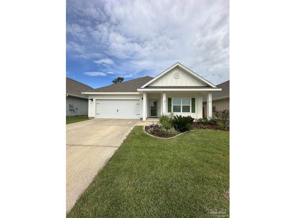 5752 Conley Ct, Pace, FL 32571