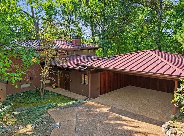 120 Glenwood Drive, Fenton, MO 63026