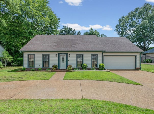 4729 CEDAR RIDGE Dr, Millington, TN 38053