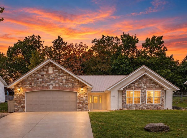 435 Eagle Drive, Forsyth, MO 65653