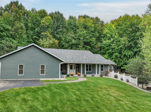 13045 76th Avenue, Chippewa Falls, WI 54729