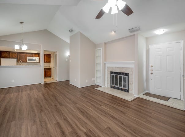 256 Jefferson Parkway, Fort Worth, TX 76107
