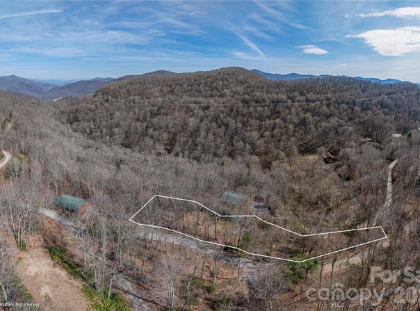 Autumn Drive, Maggie Valley, NC 28751