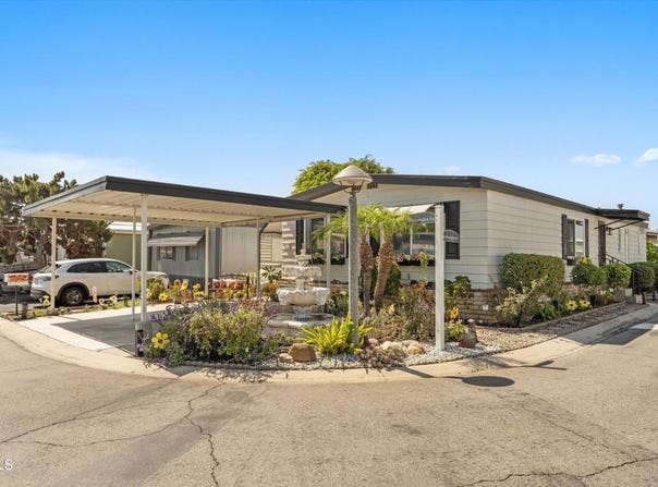 1001 W Lambert Road, La Habra, CA 90631