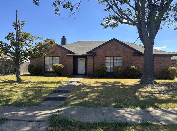 2217 Crestview Lane, Rowlett, TX 75088