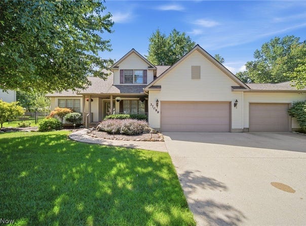 37099 Hunters Trail, Avon, OH 44011