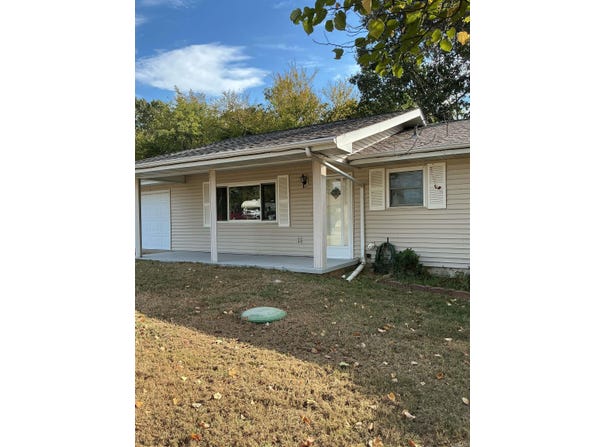 25 Su Lane, Mountain Home, AR 72653
