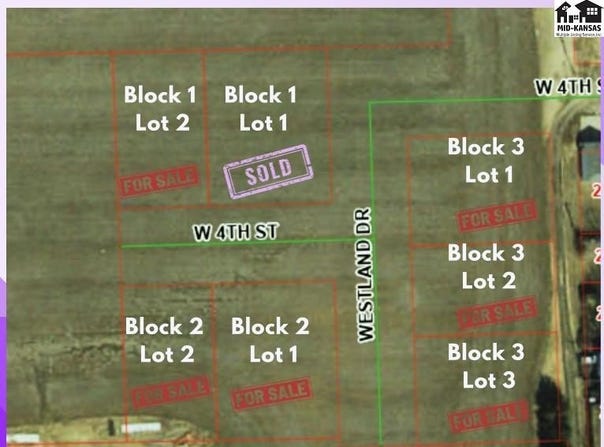 W 4th Ave, Haven, KS 67543