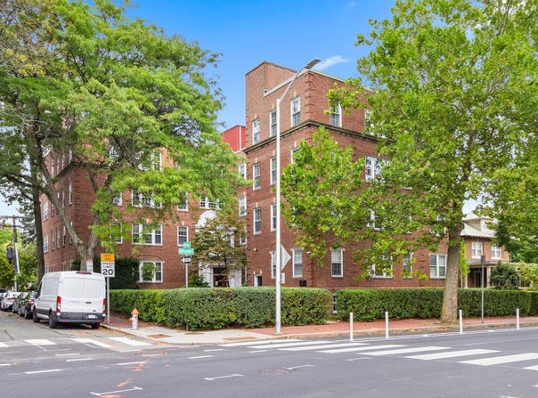 393 Broadway, Cambridge, MA 02139