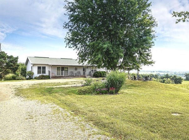 3138 W Mitchell Road, Hanover, IL 61041