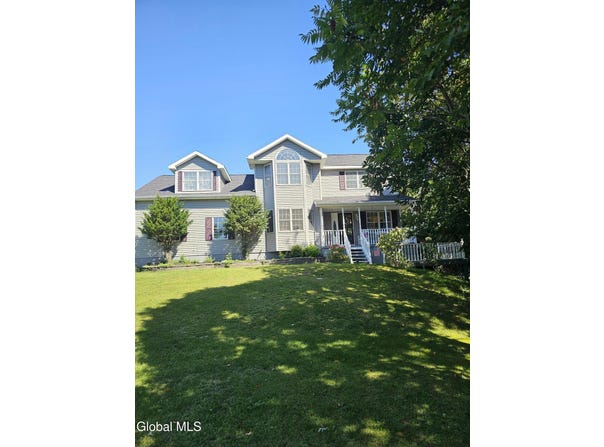 34 Rock Candy Lane, Troy, NY 12182