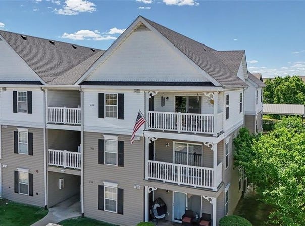 2300 Spring Creek Lane, O'Fallon, MO 63368