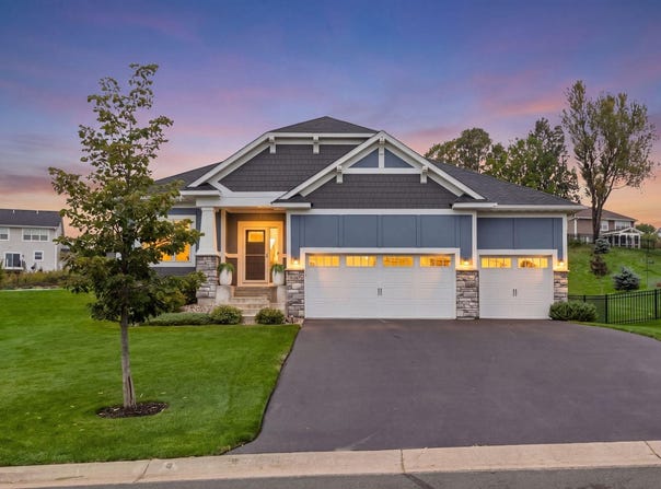 9557 James Circle N, Lake Elmo, MN 55042