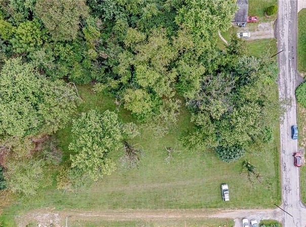 Shaw Jefferson Ave, Irwin, PA 15642