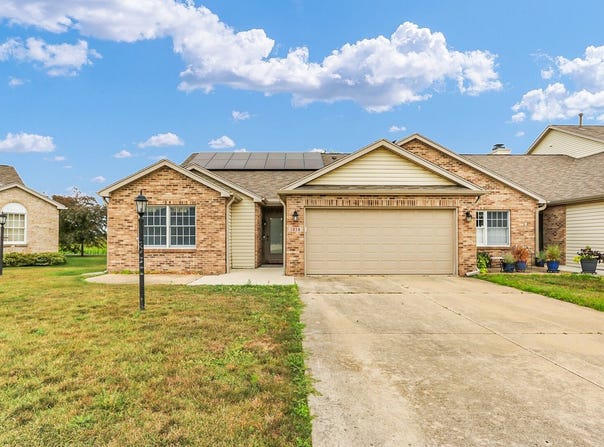 1614 Windward Point, Champaign, IL 61821