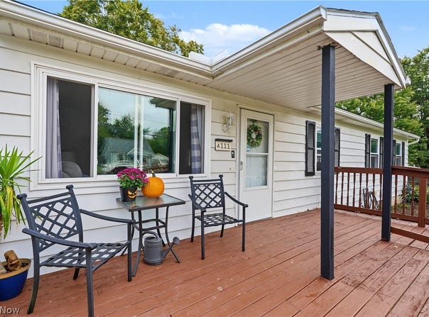 4111 Vira Road, Stow, OH 44224