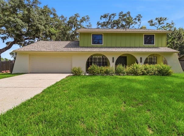302 BLOOMINGFIELD Drive, BRANDON, FL 33511