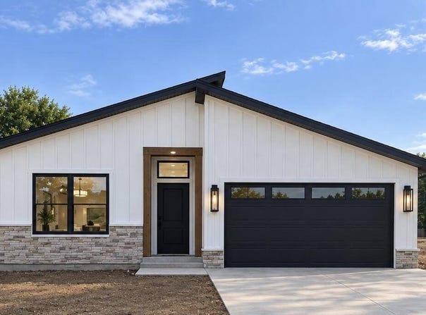 2202 Modern Avenue, Carthage, MO 64836