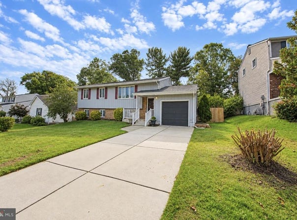108 TRENT Road, BLACKWOOD, NJ 08012