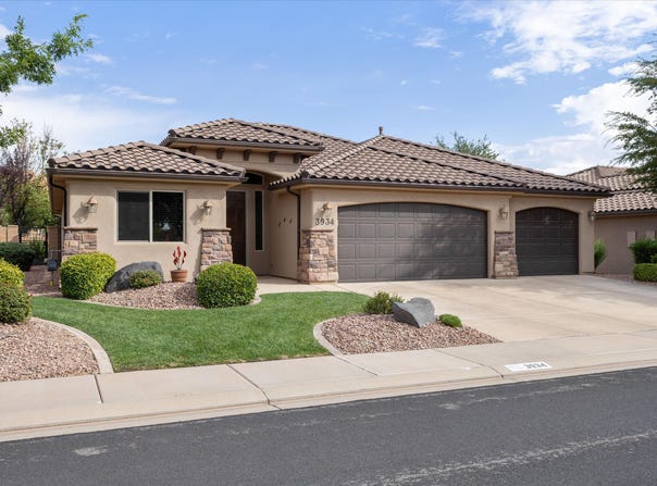 3934 Brenna Dr, Santa Clara, UT 84765
