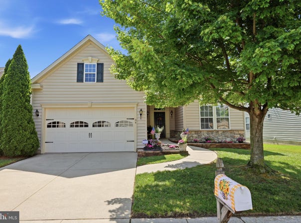 34 VIRGINIA Drive, ATCO, NJ 08004