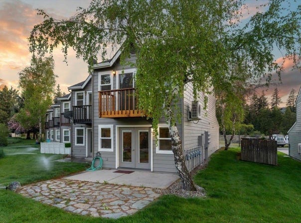 1422 Kingston Rd., Mount Shasta, CA 96067
