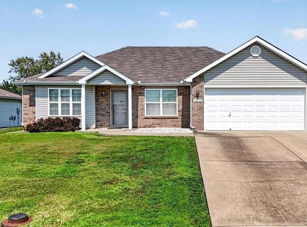 1104 Carlisle Drive, Raymore, MO 64083