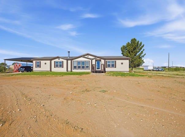 2608 S County Rd 1050, Stanton, TX 79782