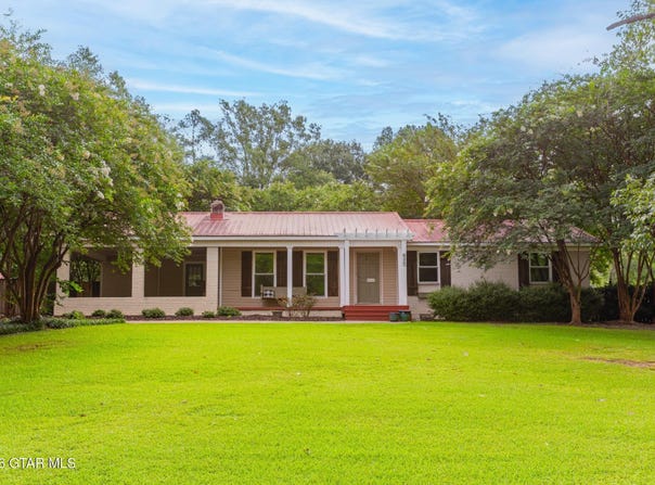 638 Sunset Drive, Starkville, MS 39759