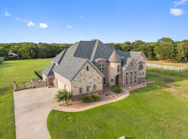1311 Appaloosa Circle, Bartonville, TX 76226
