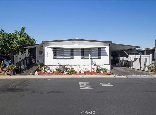 3700 Buchanan St, Riverside, CA 92503