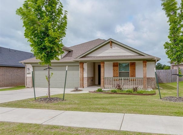371 Park Lane, Harrah, OK 73045