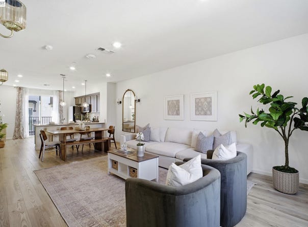 29741 Hansen, Hayward, CA 94544