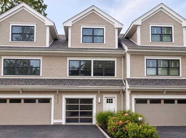 1525 Beacon St, Newton, MA 02468