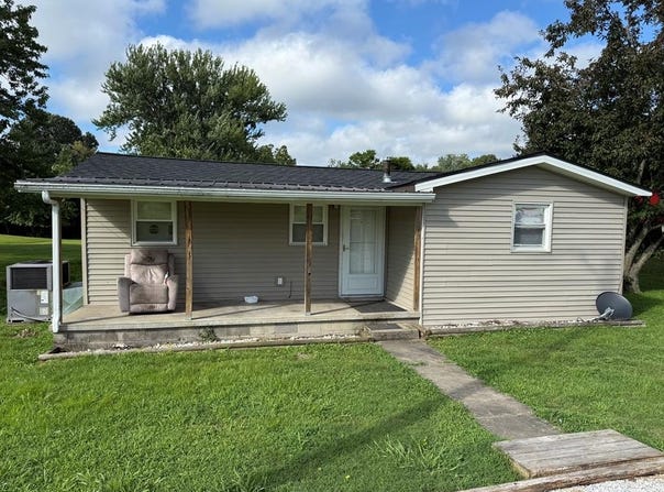 133 sycamore street, Mortons Gap, KY 42440