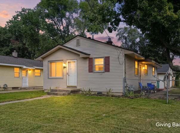 3392 Flamingo Avenue SW, Wyoming, MI 49509