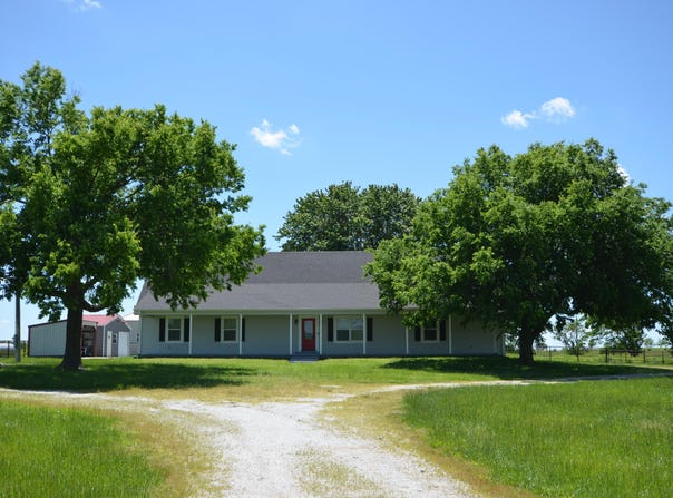 5111 State Highway Bb, Seneca, MO 64865