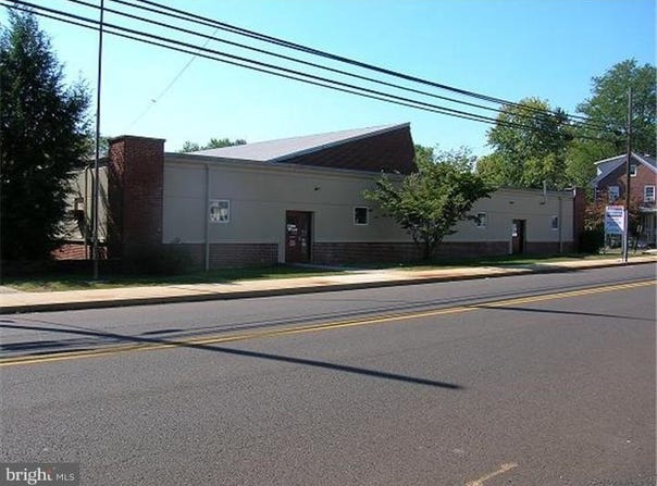 410 E WALNUT Street, PERKASIE, PA 18944